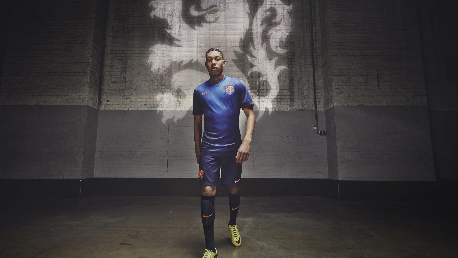 英超格局启示录，阵容稳定性的隐形冠军基因，夏窗豪购非唯一成功路径