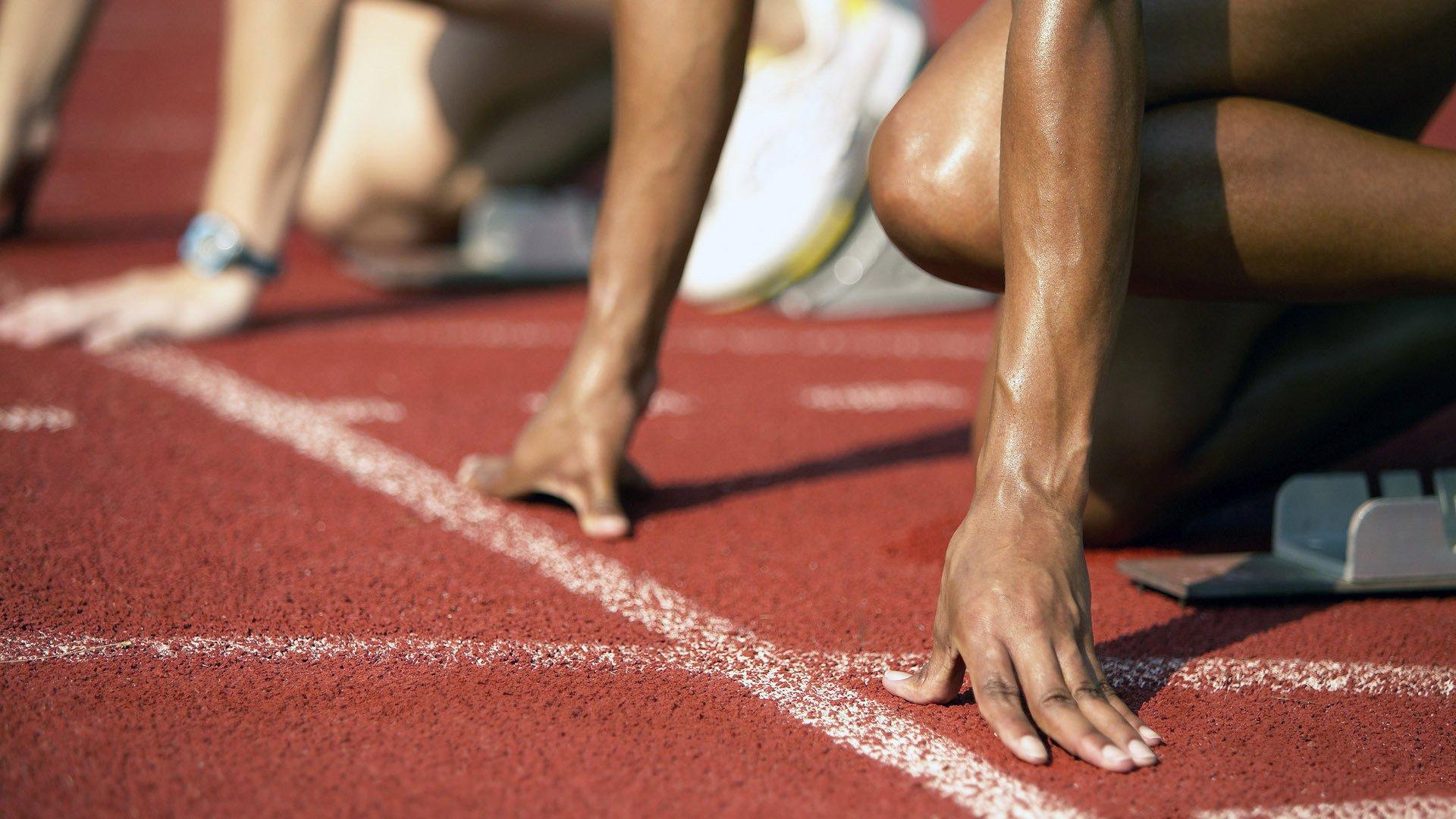 斯洛特强调状态调整与集体回应，球队直面连败挑战，誓言以正确方式重回正轨